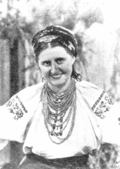 Image - Mariia Sokil as Odarka in Semen Hulak-Artemovsky's opera Zaporozhian Cossack beyond the Danube (Lviv, 1938).